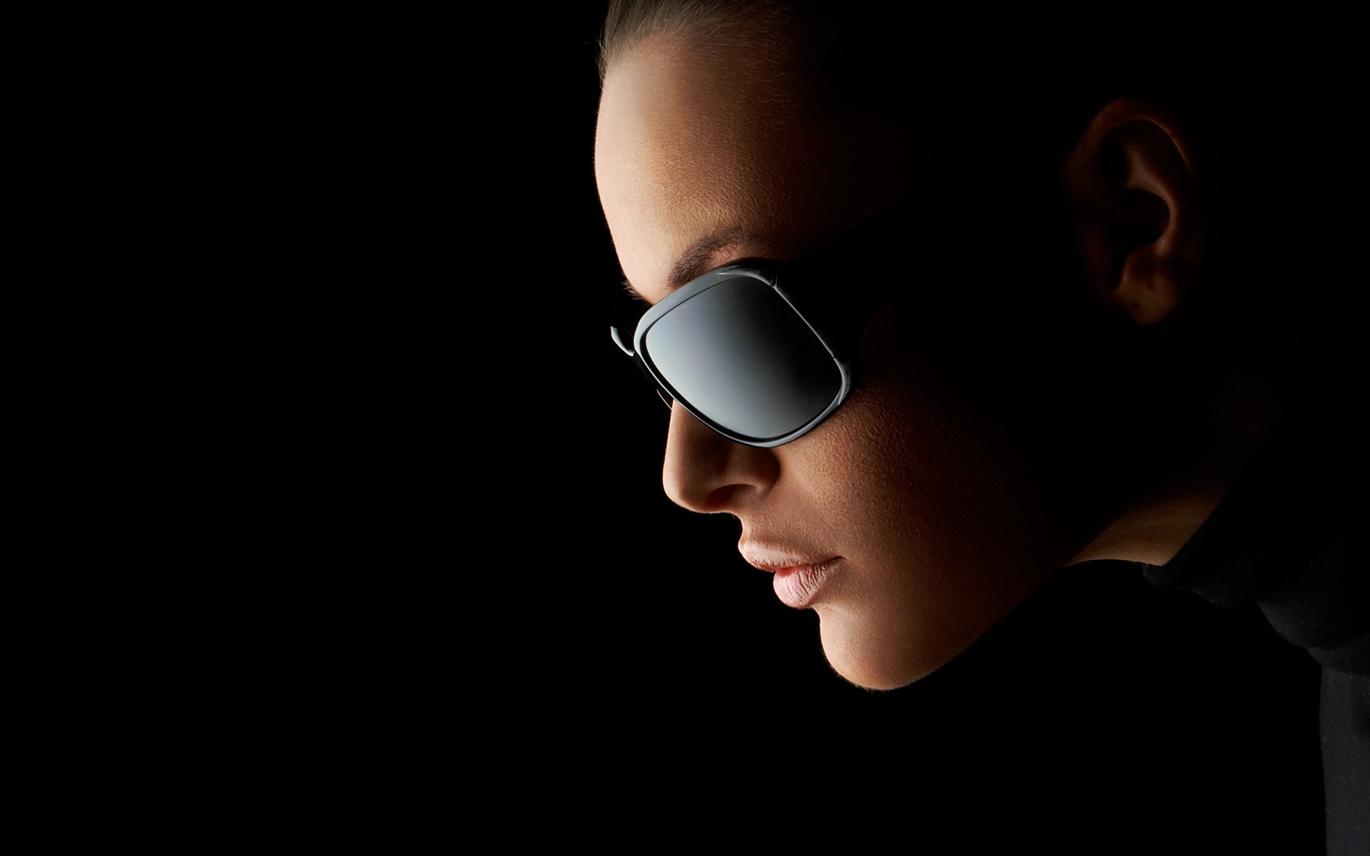 портрет дівчина темний особа жінка дитина один студія людина мода дорослий сонцезахисні окуляри