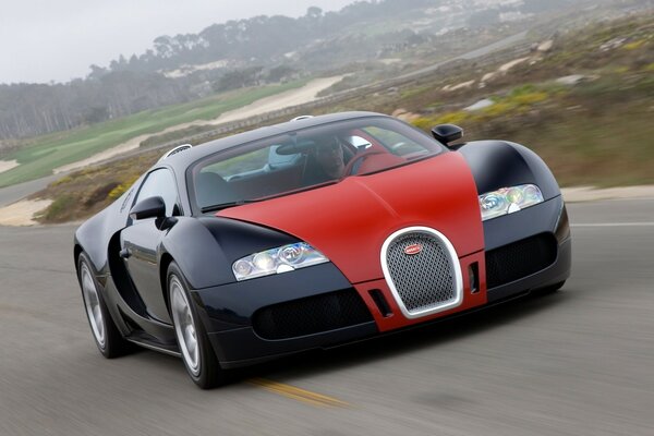 Чорний автомобіль Bugatti в рекламі
