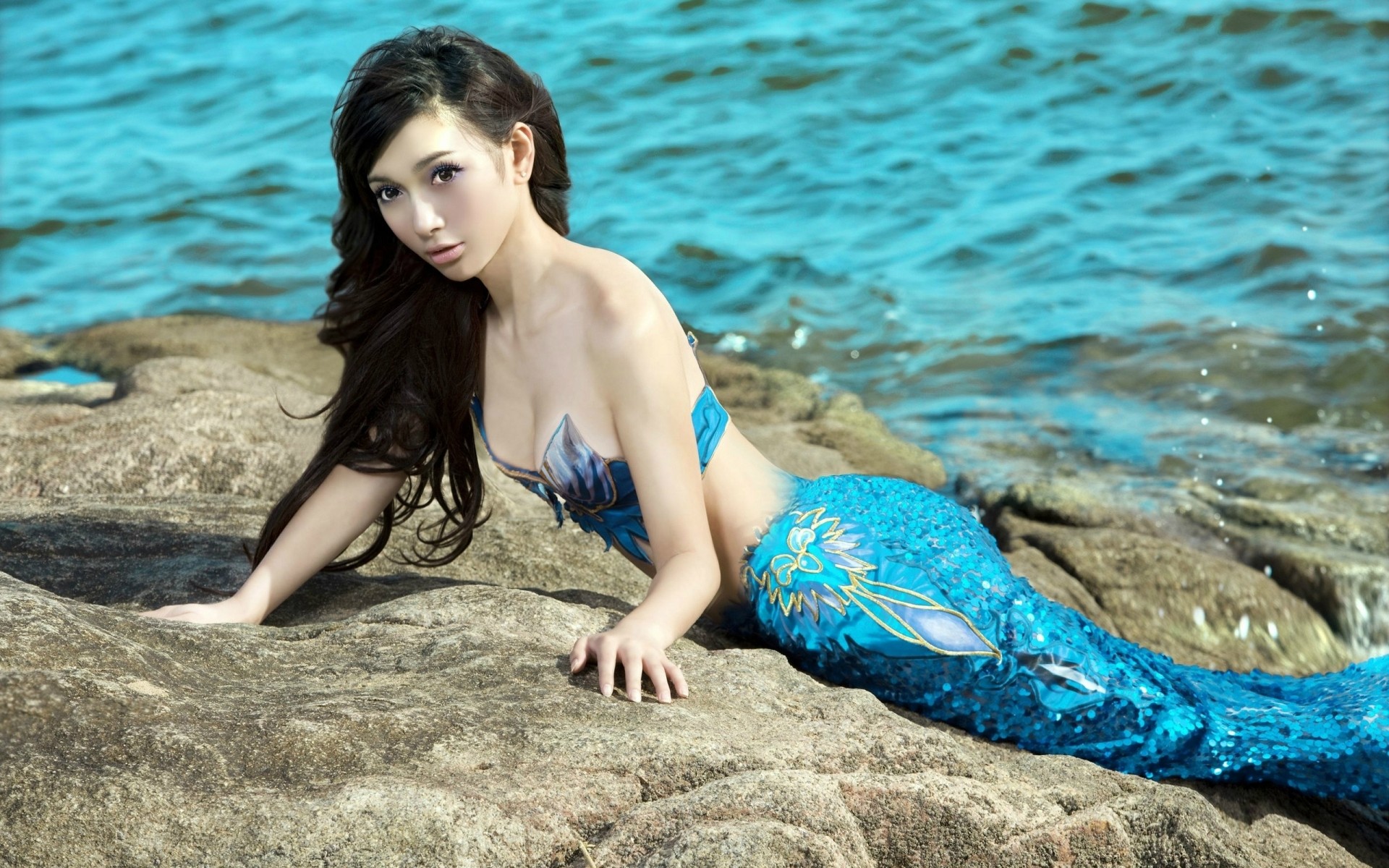 води літо пляж природа море жінка тропічний океан пісок на відкритому повітрі відпочинок релаксація сонце красиві дівчина моря сексуальний гарну погоду подорожі