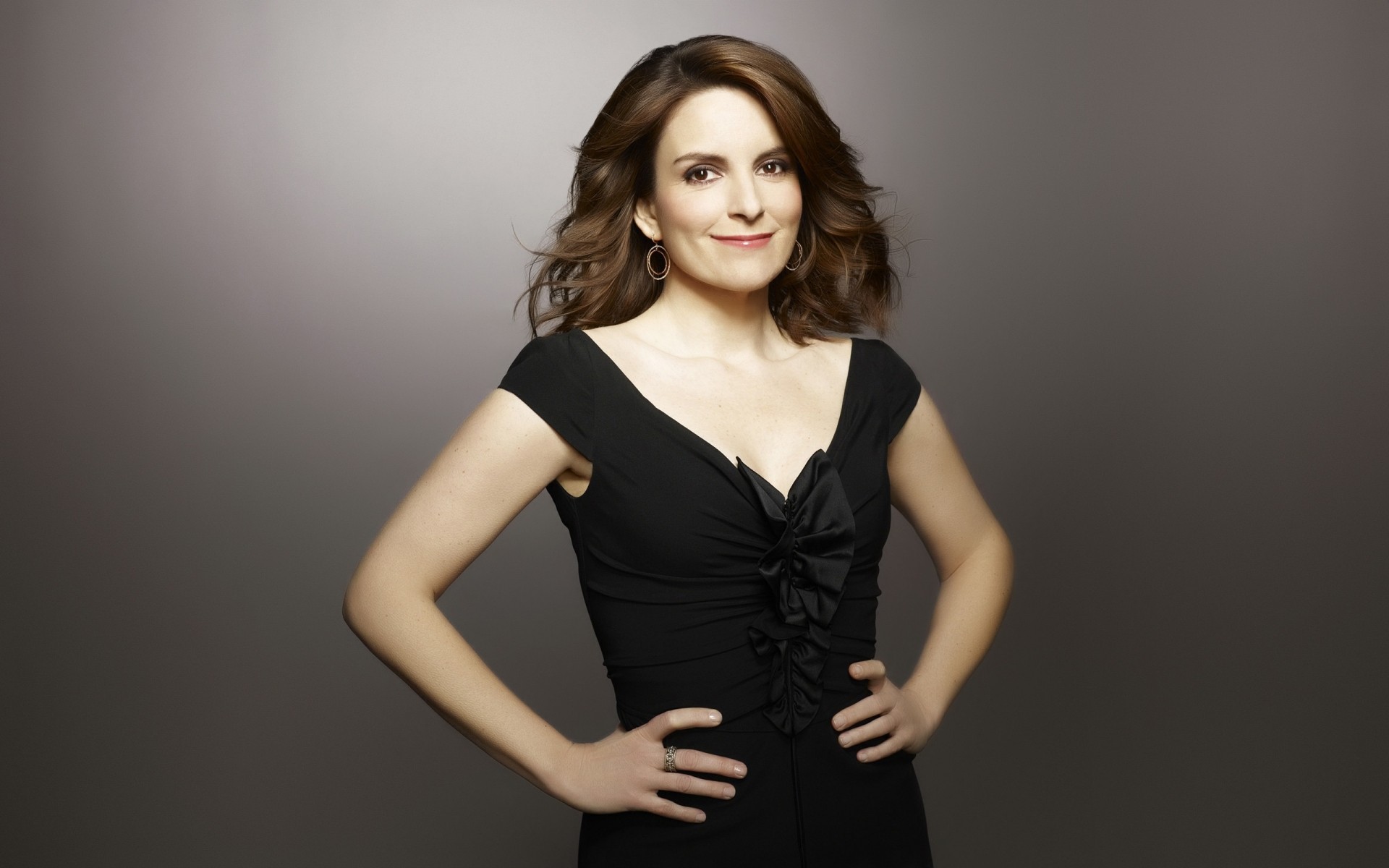 мода жінка портрет гламур сексуальний досить модель дівчина елегантний милі студія волосся губи один молодий