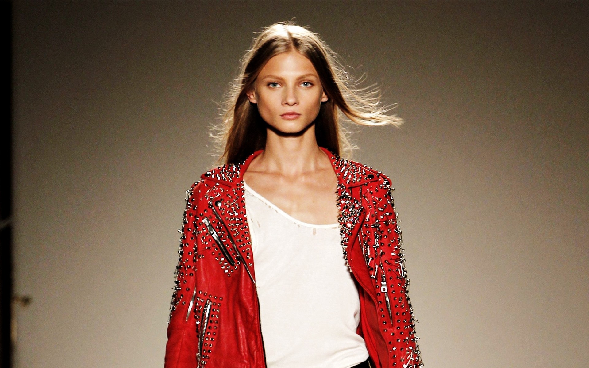 портрет мода жінка дівчина модель носити дорослий красиві один сексуальний студія досить плаття гламур