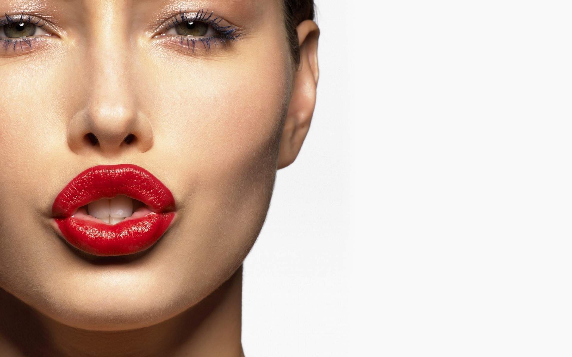жінка губи гламур помада сексуальний мода очей досить шкіра портрет милі дівчина молодий особа дивитися