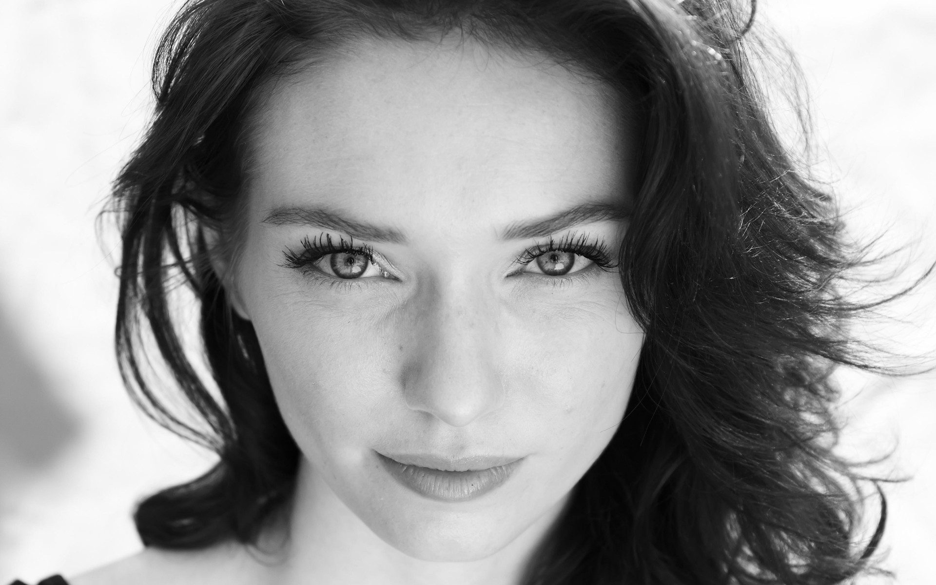 портрет монохромний жінка дівчина модель мода особа сексуальний дорослий очей один волосся красиві досить гламур елінор томлінсон знаменитості знаменитості знаменитості