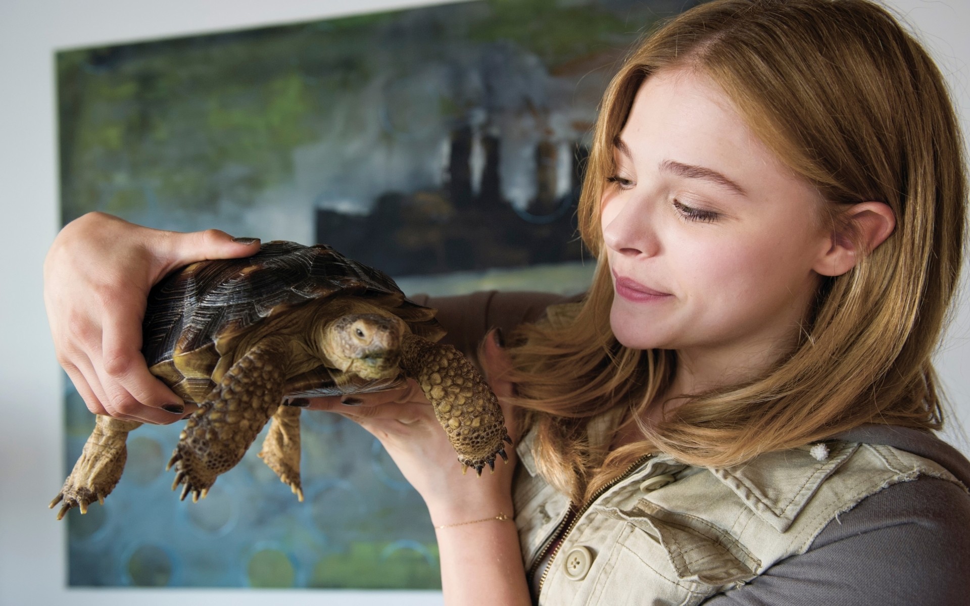 природа портрет один жінка на відкритому повітрі дорослий молодий милі актриса підліток поза